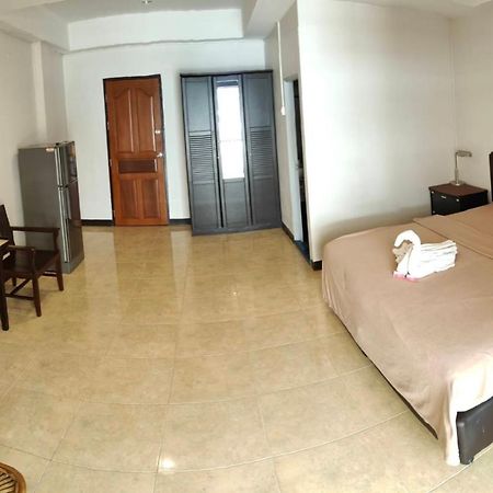 Orient House Hostel Pattaya Εξωτερικό φωτογραφία