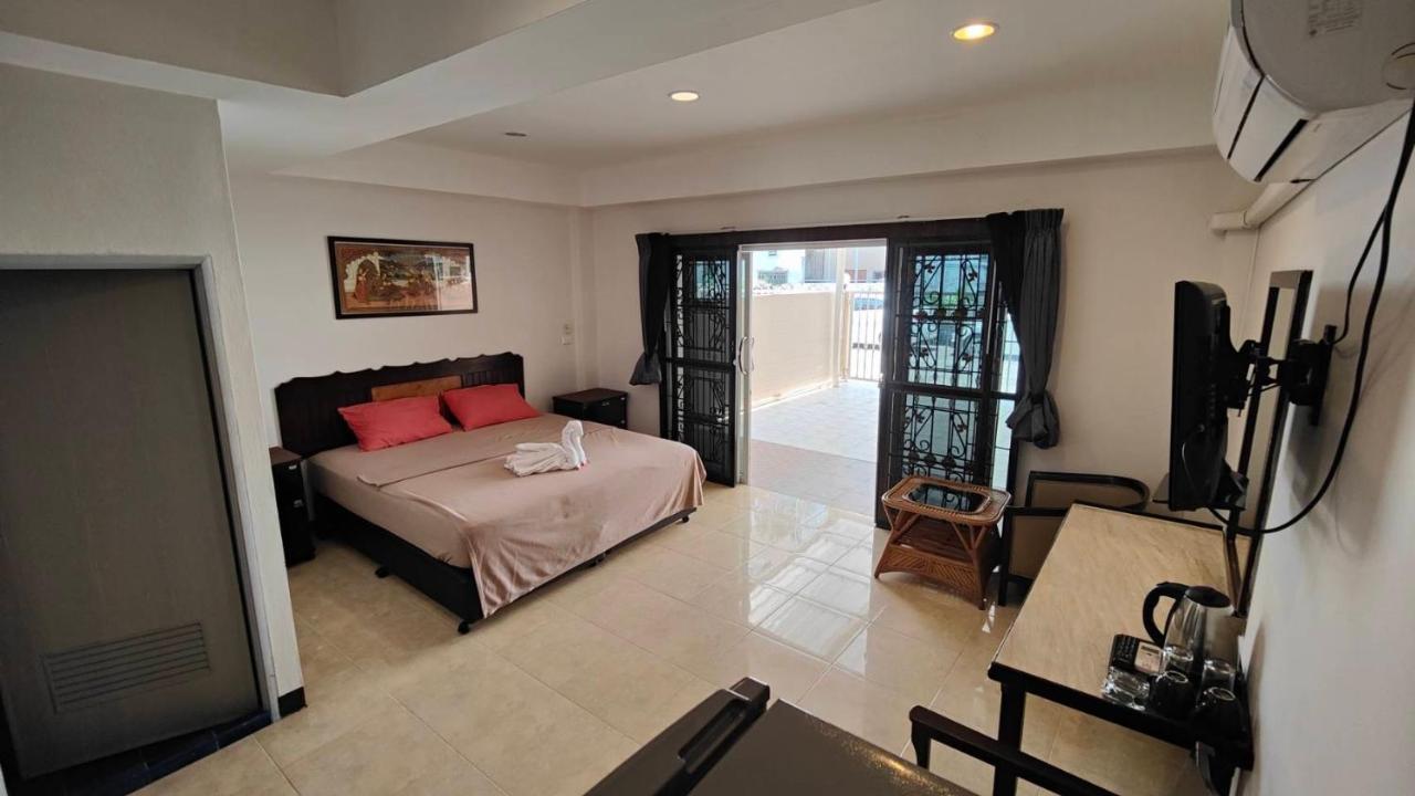 Orient House Hostel Pattaya Εξωτερικό φωτογραφία