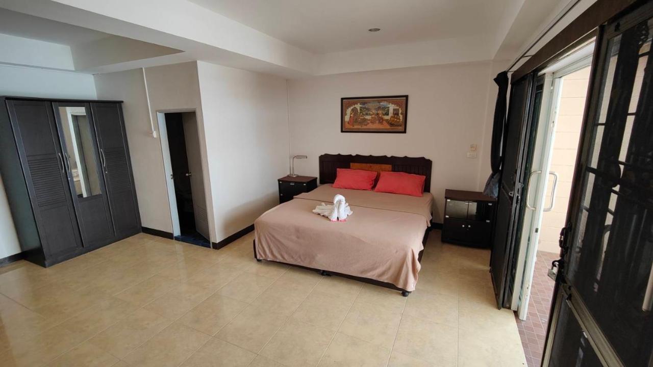 Orient House Hostel Pattaya Εξωτερικό φωτογραφία