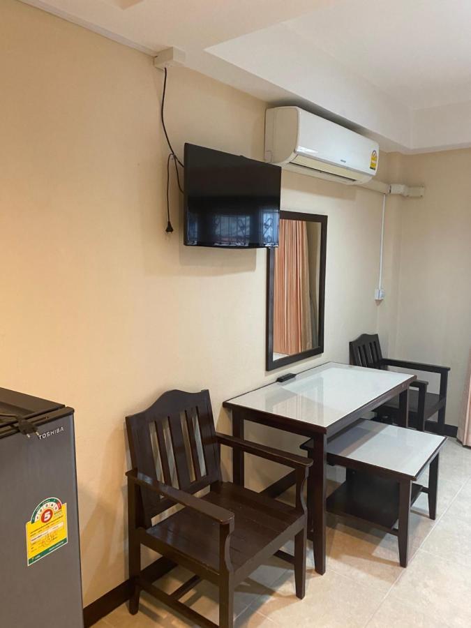 Orient House Hostel Pattaya Εξωτερικό φωτογραφία